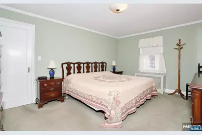 669 Ramapo Road, Teaneck Township, NJ 07666 - Photo 18