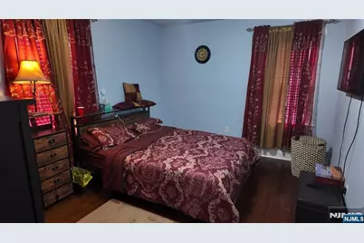 251 Weequahic Avenue, Newark, NJ 07112 - Photo 4