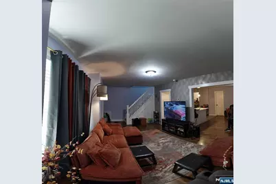 251 Weequahic Avenue, Newark, NJ 07112 - Photo 10