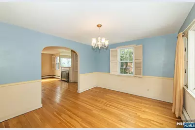 567 Windsor Road, Wood Ridge, NJ 07075 - Photo 14