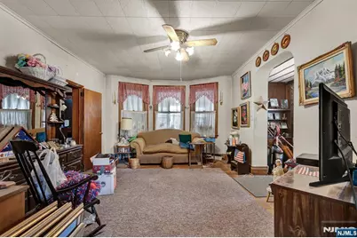 65 Marsellus Place, Garfield, NJ 07026 - Photo 10