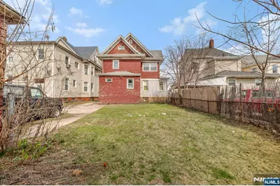 65 Marsellus Place, Garfield, NJ 07026 - Photo 32