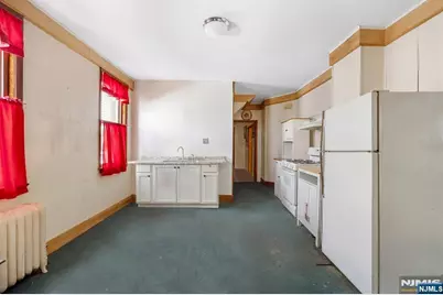 65 Marsellus Place, Garfield, NJ 07026 - Photo 14