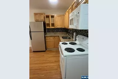 137 70th Street, Guttenberg, NJ 07093 - Photo 10