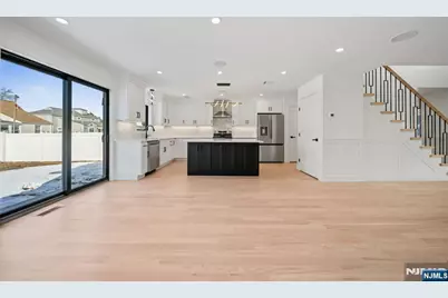 23-17 Berkshire Road, Fair Lawn, NJ 07410 - Photo 6