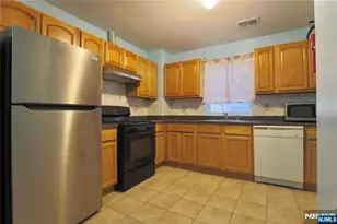 43 2nd Ave, Newark, NJ 07104 - Photo 4