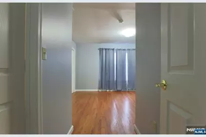 43 2nd Avenue, Newark, NJ 07104 - Photo 12