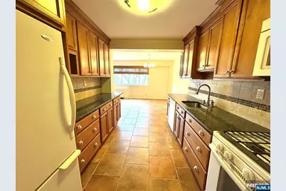 2185 Lemoine Avenue 4M #4M, Fort Lee, NJ 07024 - Photo 6