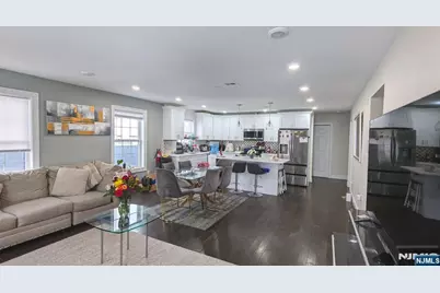 7 Maple Street, Bloomfield, NJ 07003 - Photo 18