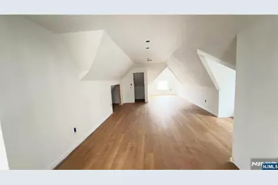 346-348 Woodside Avenue, Newark, NJ 07104 - Photo 6