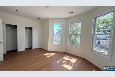 346-348 Woodside Avenue, Newark, NJ 07104 - Photo 6