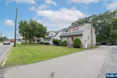 216 Ringwood Avenue 2 #2, Pompton Lakes, NJ 07442 - Photo 2