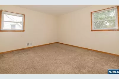 216 Ringwood Avenue 2 #2, Pompton Lakes, NJ 07442 - Photo 10