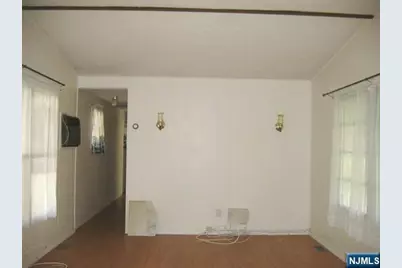 600 - 127 Pulis Avenue, Mahwah, NJ 07430 - Photo 4