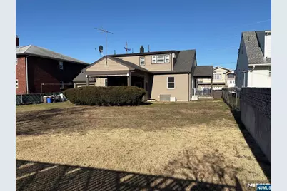 739 Garden Street, Carlstadt, NJ 07072 - Photo 18