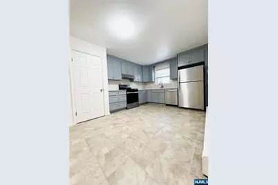 76 Front Street 2 #2, North Arlington, NJ 07031 - Photo 2