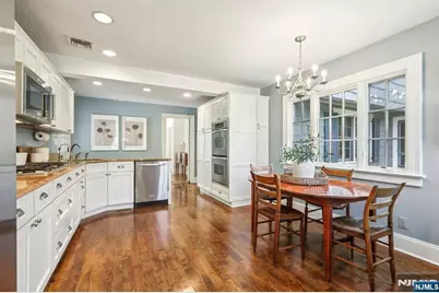 235 Sheridan Avenue, Ho Ho Kus, NJ 07423 - Photo 10