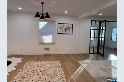 287 Gifford Place, Teaneck Township, NJ 07666 - Photo 6