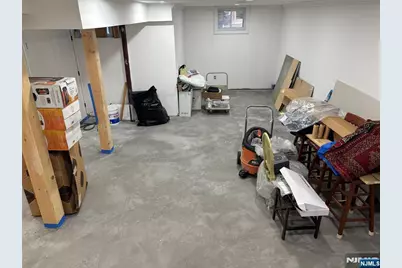 287 Gifford Place, Teaneck Township, NJ 07666 - Photo 36