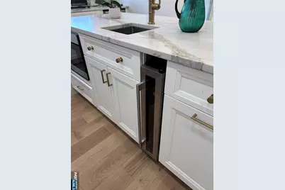 287 Gifford Place, Teaneck Township, NJ 07666 - Photo 4