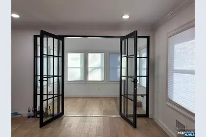 287 Gifford Place, Teaneck Township, NJ 07666 - Photo 22