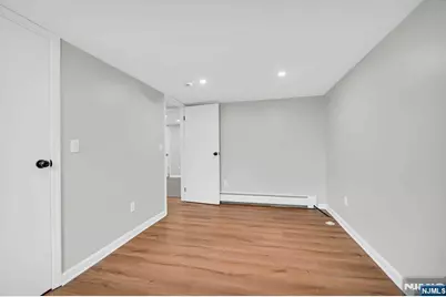 516 Riverdale Boulevard, Pompton Lakes, NJ 07442 - Photo 30