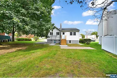 516 Riverdale Boulevard, Pompton Lakes, NJ 07442 - Photo 48