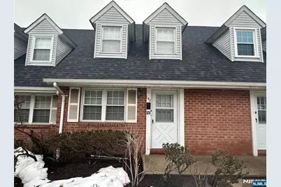 140 Parkview Drive, Teaneck Township, NJ 07666 - Photo 4