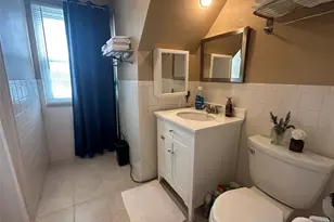 140 Parkview Dr, Teaneck Township, NJ 07666 - Photo 10