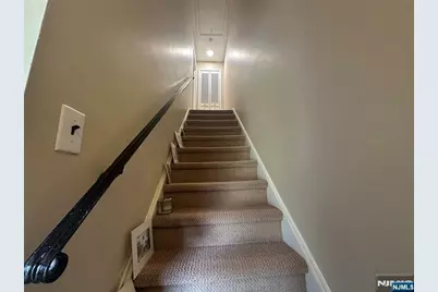 140 Parkview Drive, Teaneck Township, NJ 07666 - Photo 18