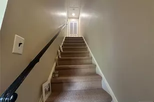 140 Parkview Dr, Teaneck Township, NJ 07666 - Photo 18