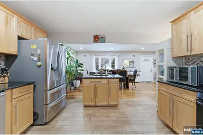 260 Hamilton Road, Teaneck Township, NJ 07666 - Photo 12