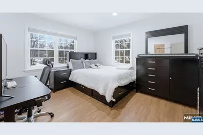 260 Hamilton Road, Teaneck Township, NJ 07666 - Photo 20