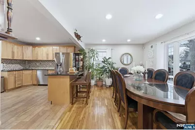 260 Hamilton Road, Teaneck Township, NJ 07666 - Photo 10