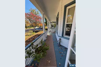 252 Highwood Avenue 1 #1, Ridgewood, NJ 07450 - Photo 2