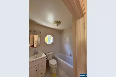 252 Highwood Avenue 1 #1, Ridgewood, NJ 07450 - Photo 20