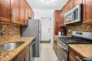 6600 Blvd East 22J, West New York, NJ 07093 - Photo 10