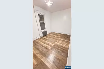 312 Hamilton Street 1 #1, Harrison, NJ 07029 - Photo 4