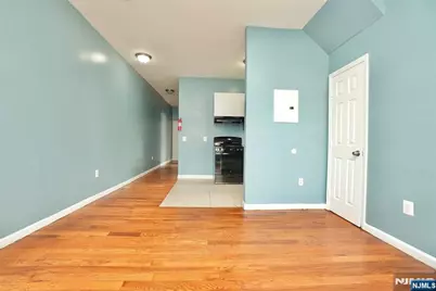 544 S 11th Street, Newark, NJ 07103 - Photo 2