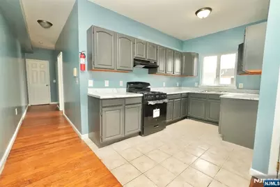 544 S 11th Street, Newark, NJ 07103 - Photo 12