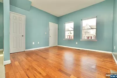544 S 11th Street, Newark, NJ 07103 - Photo 10