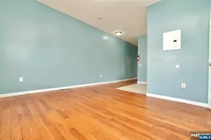 544 S 11th St, Newark, NJ 07103 - Photo 14