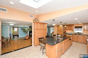 178 Franklin St, Northvale, NJ 07647 - Photo 4