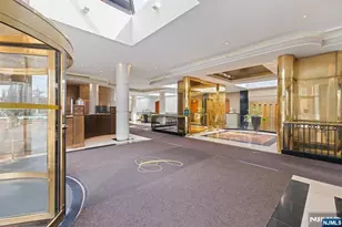 100 Carlyle 9Ds, Cliffside Park, NJ 07010 - Photo 20