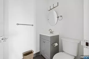 100 Carlyle 9Ds, Cliffside Park, NJ 07010 - Photo 16