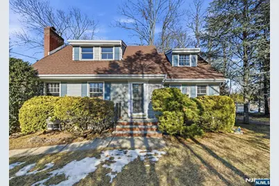 257 Franklin Avenue, Wyckoff Township, NJ 07481 - Photo 2