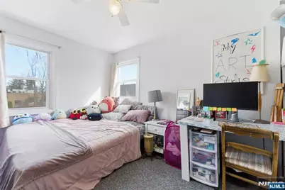 60 Belleview Avenue, Butler, NJ 07405 - Photo 32