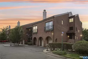 5 Millay Ct, Teaneck Township, NJ 07666 - Photo 14