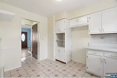 49 New Brier Lane, Clifton, NJ 07012 - Photo 12