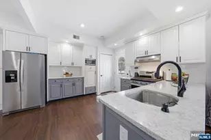270 Baldwin Ave, Hasbrouck Heights, NJ 07604 - Photo 8